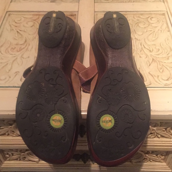 Jambu Sport Wedge Tan and Brown Leather Shoe - Picture 6 of 8